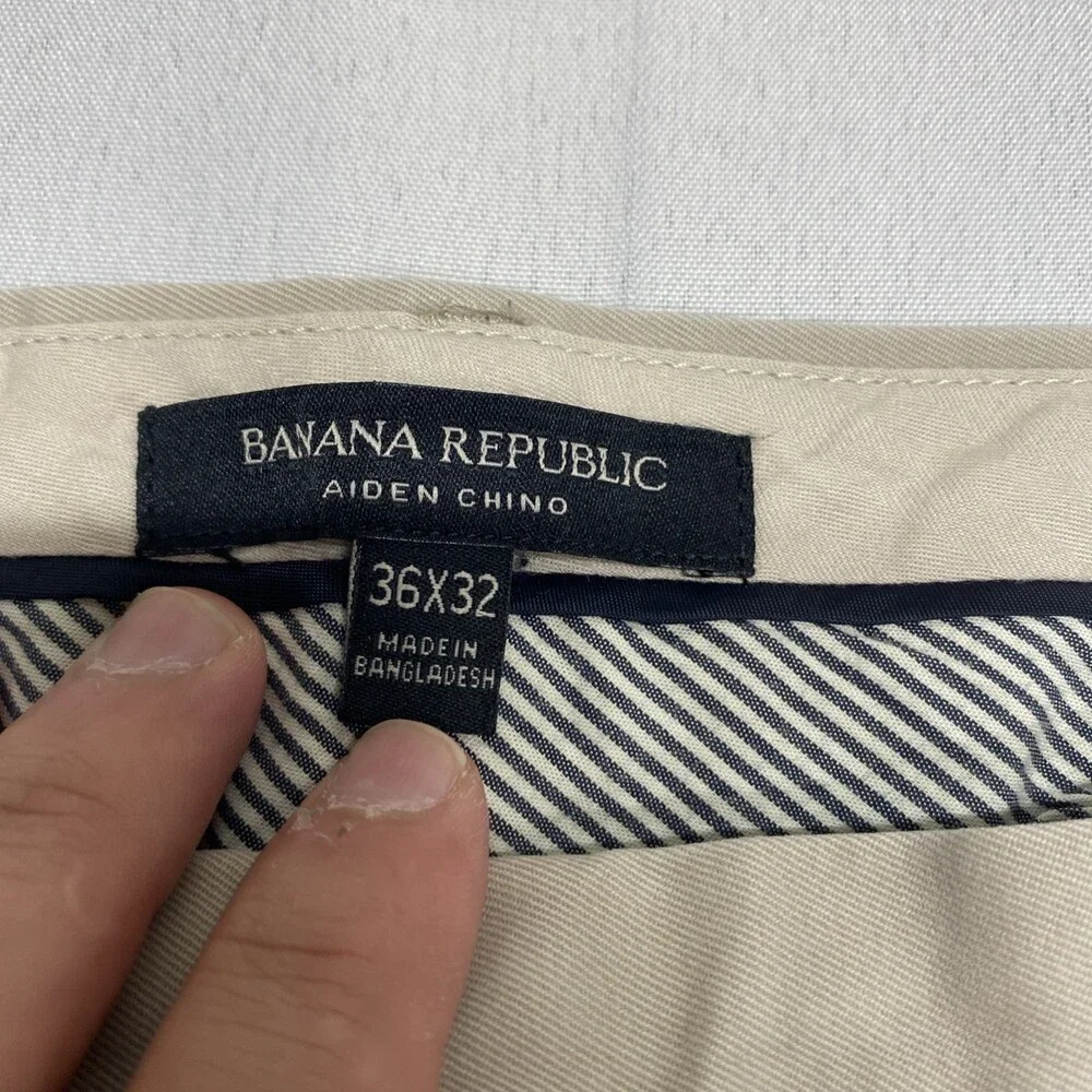Banana Republic Aiden Chino Khaki Beige Pants Mens 36x32